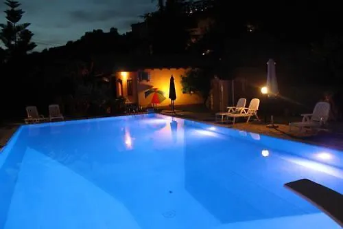 모타카마스트라 Agriturismo Valle Alcantara 빌라 0*,  이탈리아